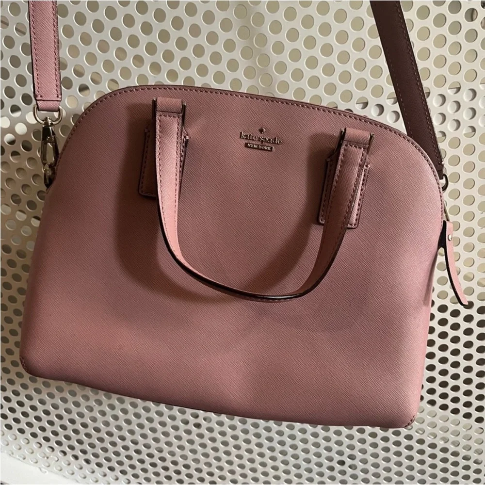 Kate Spade Cameron Street Lottie Safiano Leather Crossbody Bag Medium in Pink